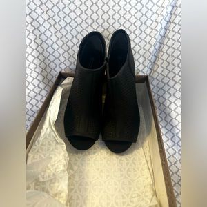 Giani Bernini (memory foam) size 9.5